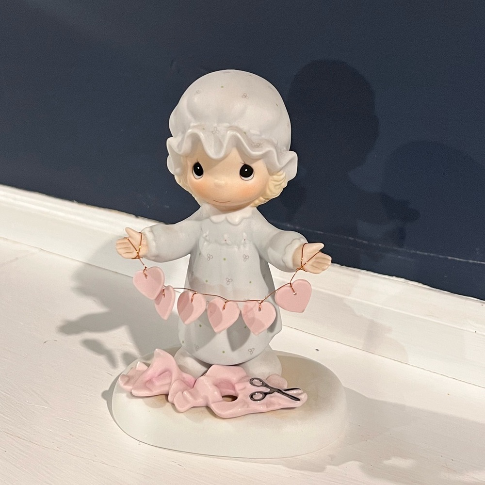 Enesco Precious Moments Figurine with Pink Hearts - Picture 2 of 5